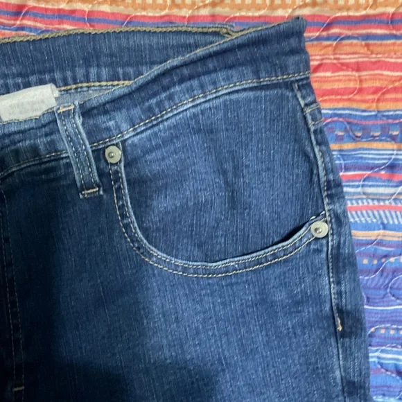 Jordache blue jeans size 13/14.   W03 - Picture 2 of 6